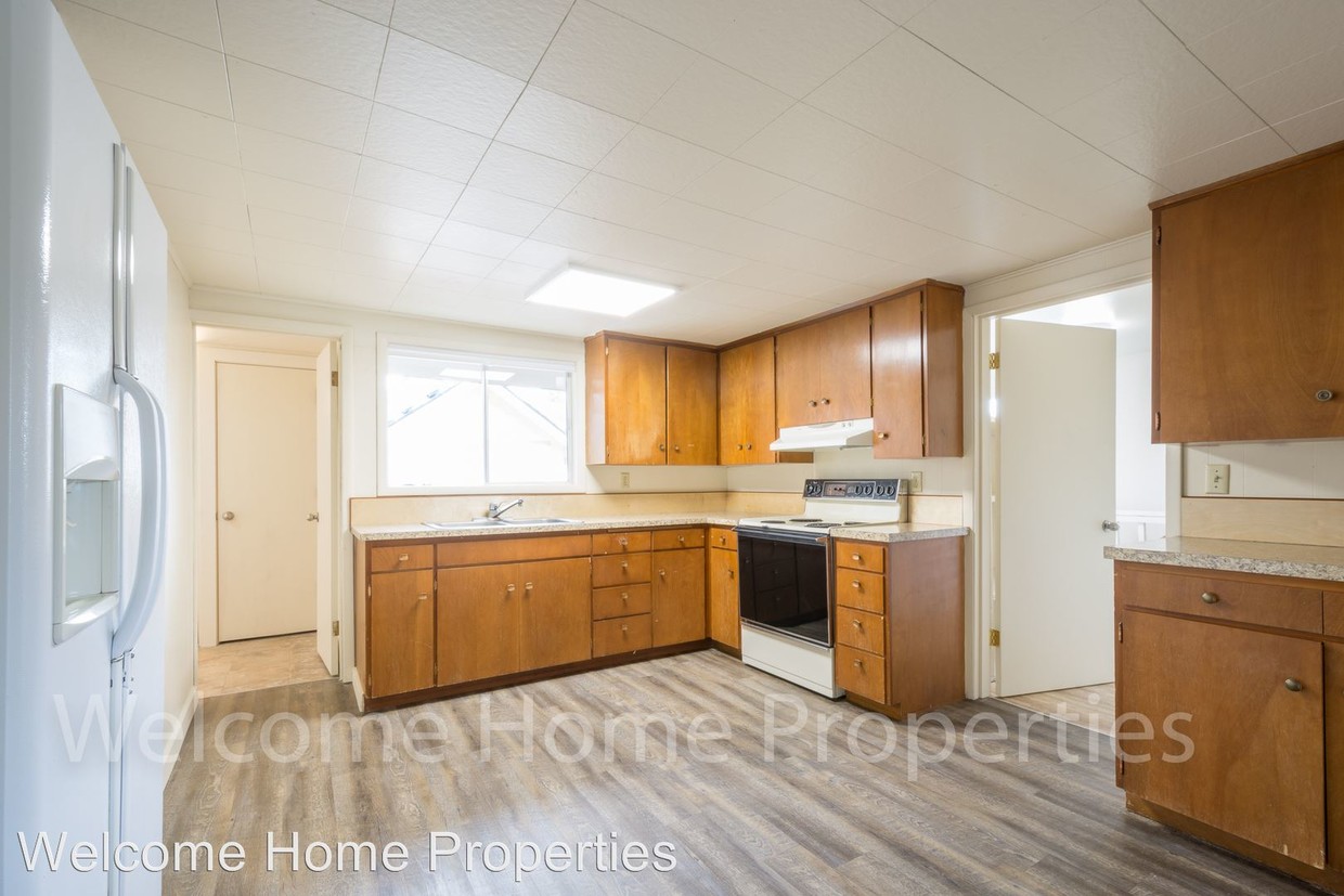 3 SE Birch Ave, College Place, WA 99324 Condo for Rent in College Place, WA