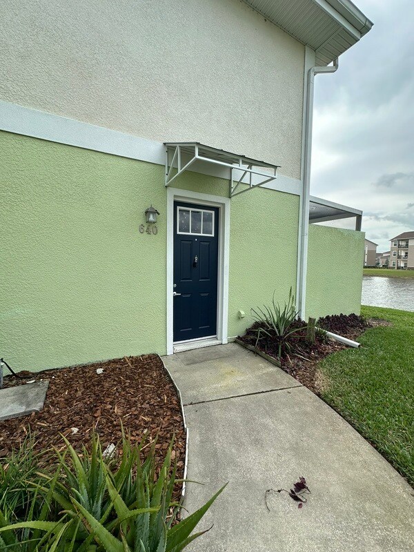 Foto del edificio - 640 Cornerstone Drive