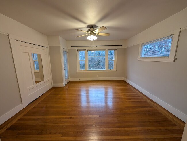 Foto del edificio - 92035th