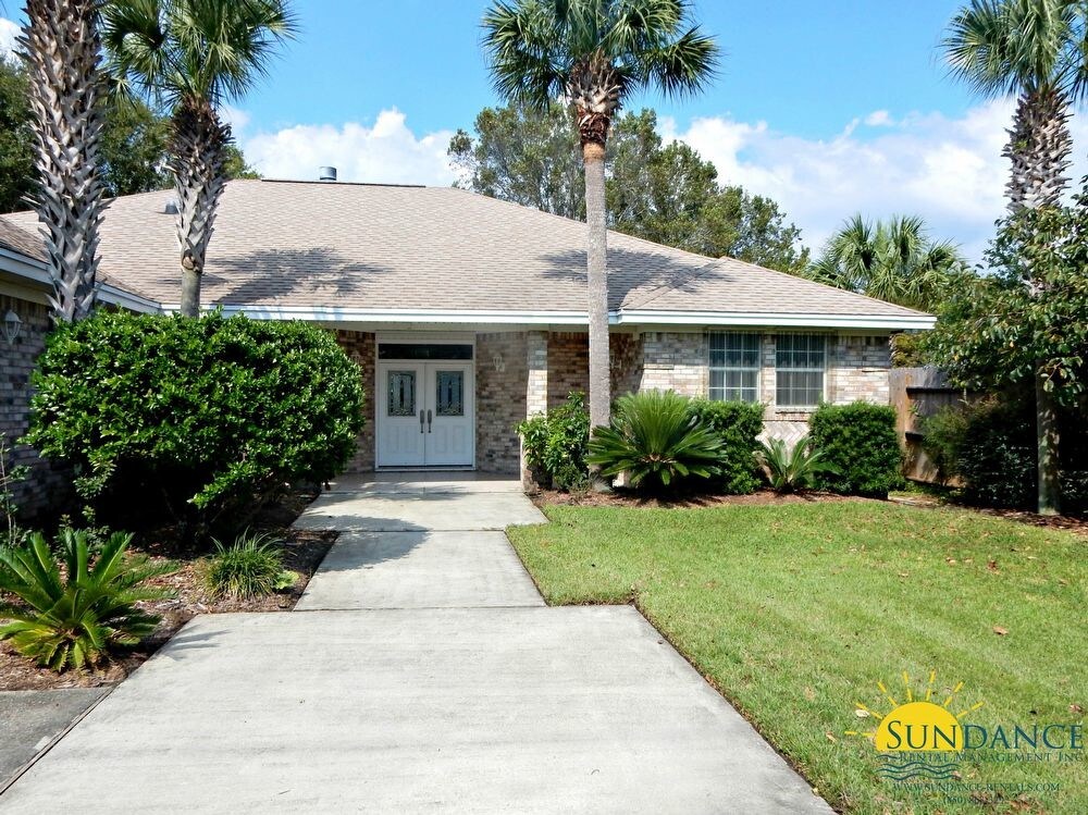 555 Kelly St, Destin, FL 32541 House for Rent in Destin, FL
