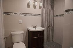 Hermoso cuarto de baño - 524 E 236th St