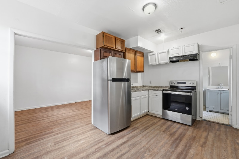 Photo - 1071-1073 Laurel Ln NW (Conyers, GA)