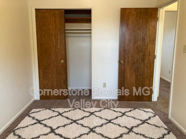 Foto del edificio - 807 3rd St SW