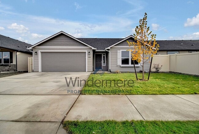 Building Photo - 1420 Pat Ave