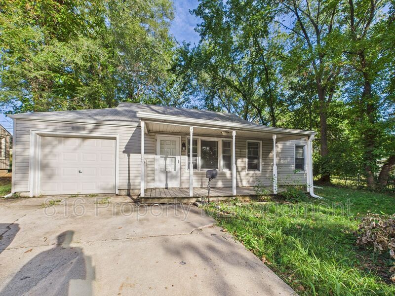 Foto principal - 6709 Sterling Ave