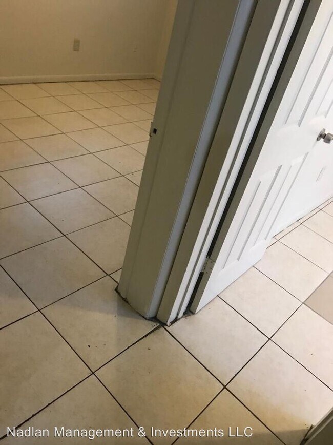 Foto del edificio - 1545 NW 8th Ave