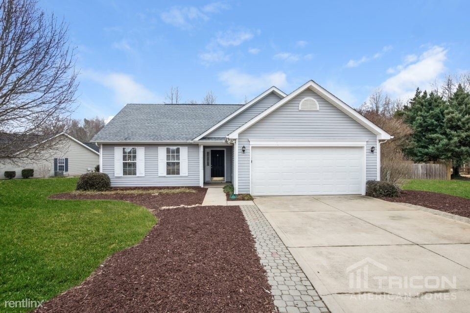 Foto principal - 6906 Dandelion Ct