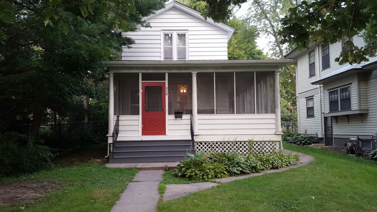 Primary Photo - 528 S Governor St