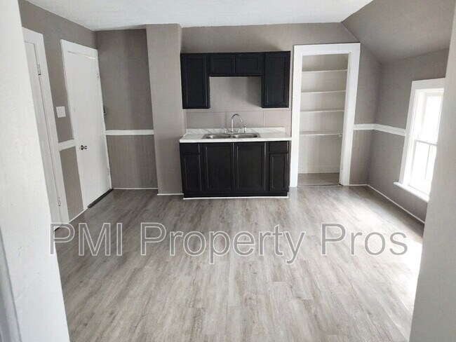 Foto del edificio - 2632 N 24th Pl