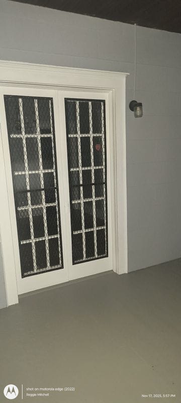 Building Photo - 1237 E Anderson St