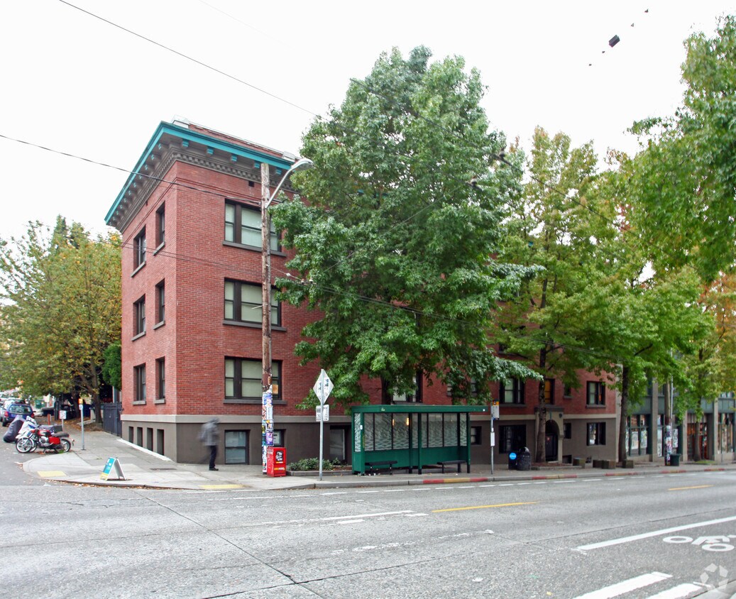Primary Photo - Annapolis Apartments