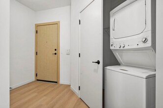 Interior Photo - Irwin North