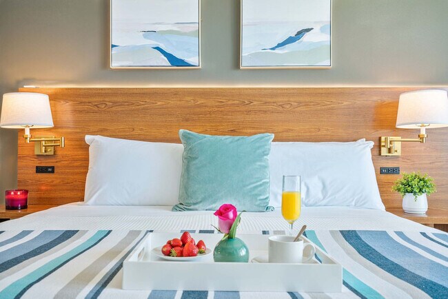 Building Photo - 2889 McFarlane Rd