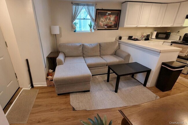 Foto del edificio - 41 Elizabeth Way