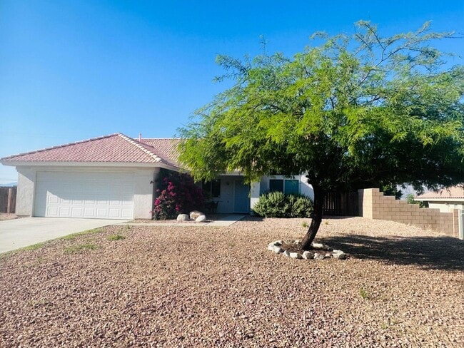 Building Photo - 66711 Yucca Dr