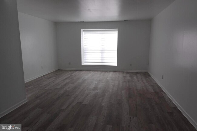 Building Photo - 312 Park Pl Dr