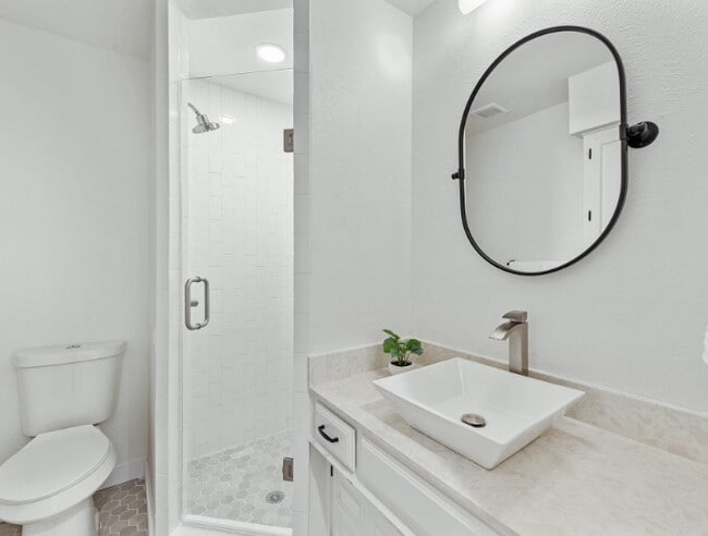 Building Photo - 3912 Saddlehead Dr