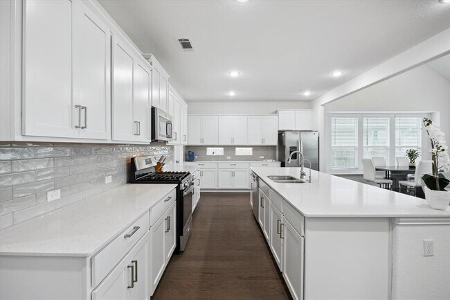 Foto del edificio - 209 Crimson Rose Ct