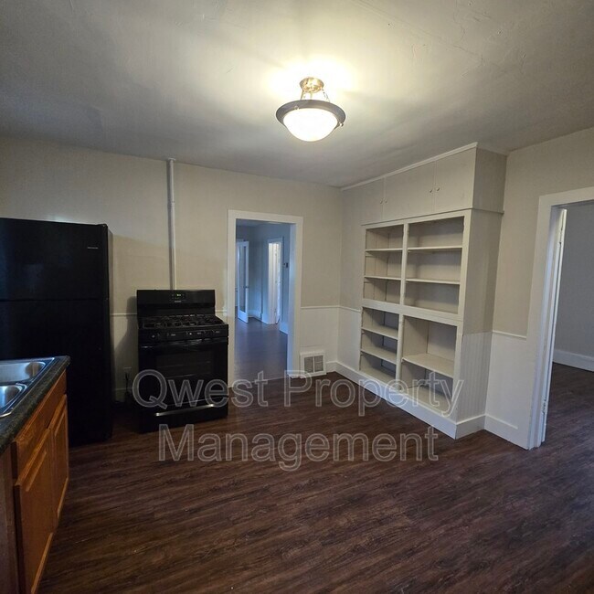 Foto del edificio - 1580 8th St