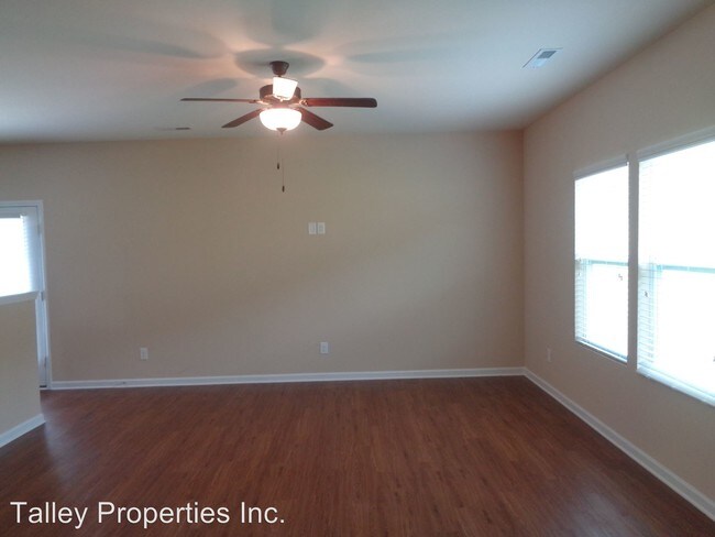 Building Photo - 4 br, 2.5 bath House - 7841 Rockland Drive