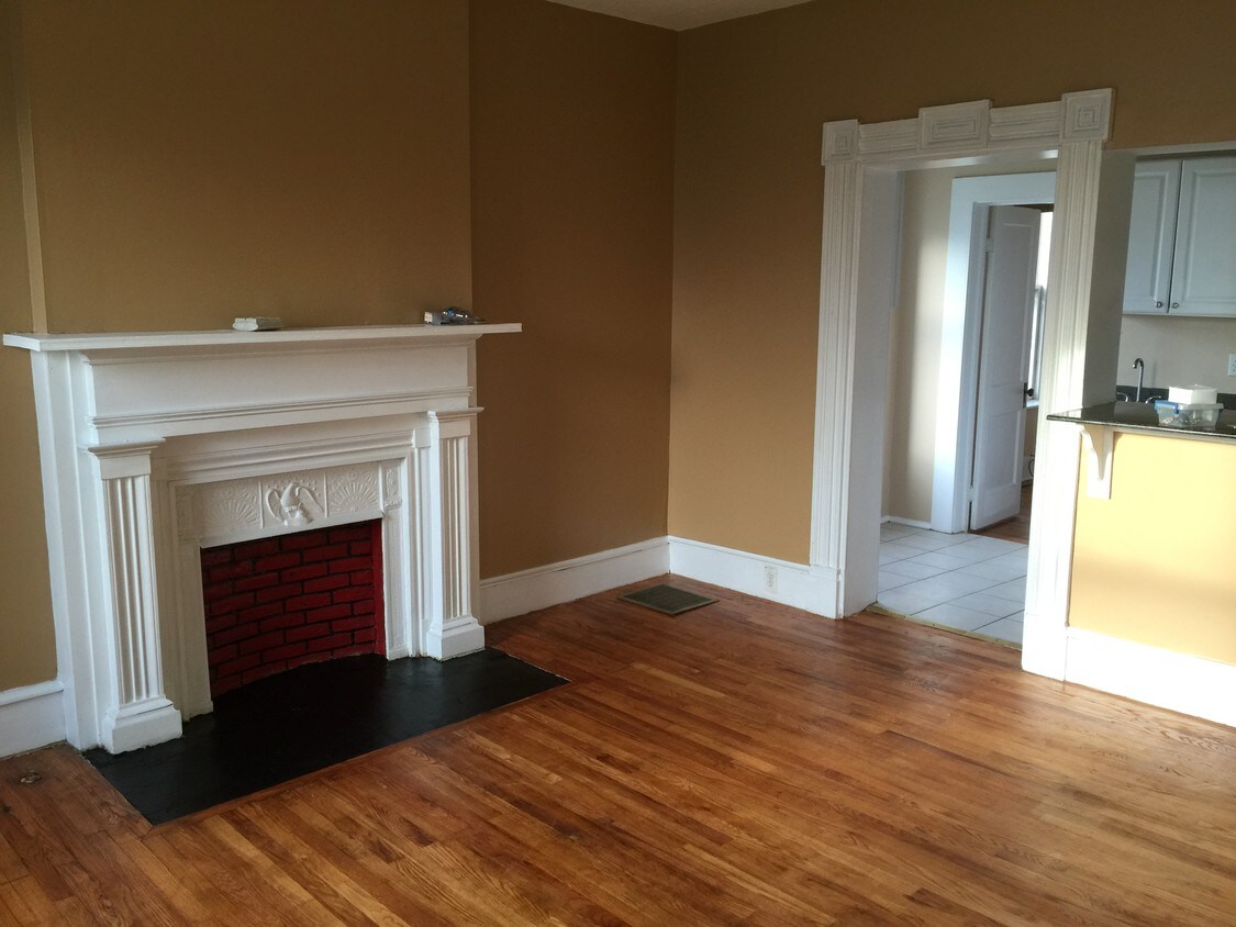 Primary Photo - 134 Riverside Dr