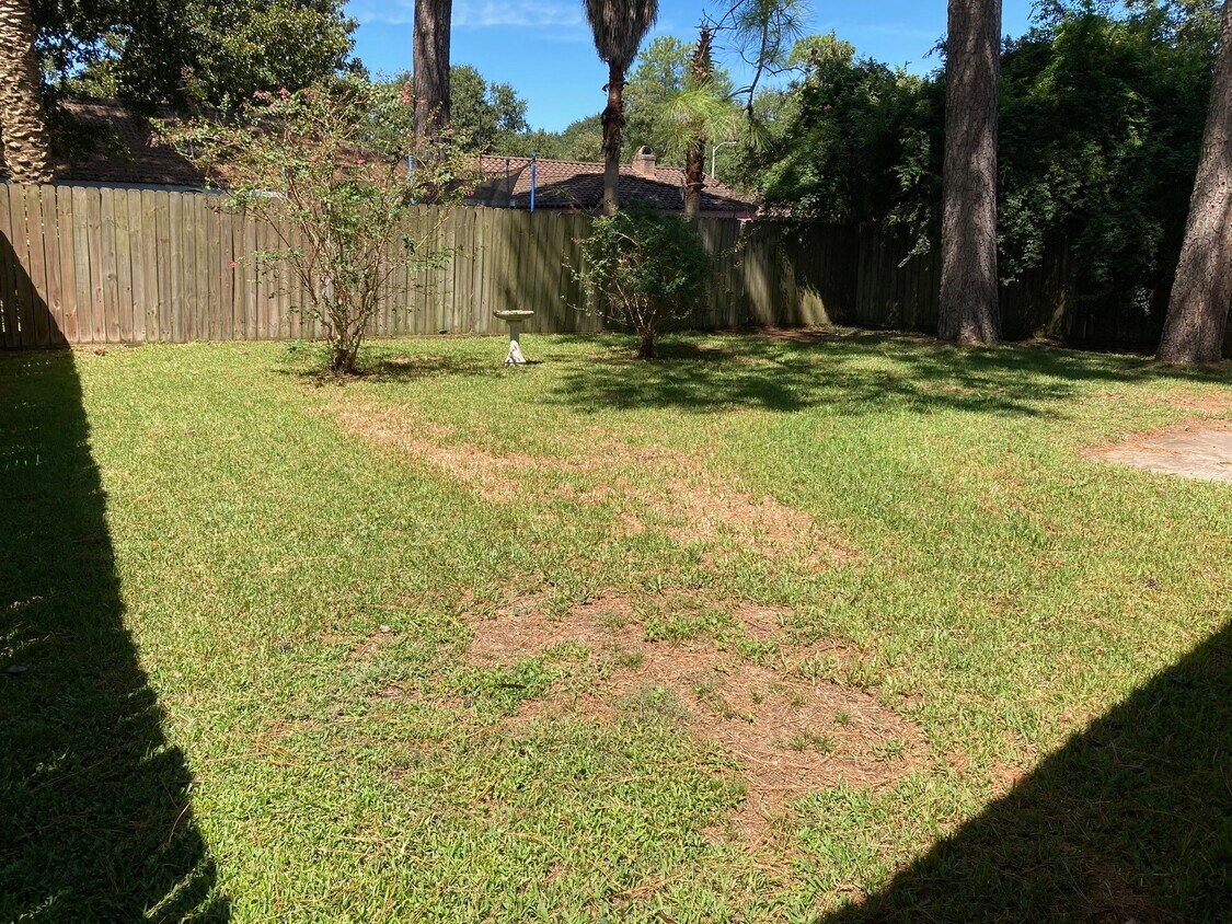 Foto principal - 5535 Ashgate Dr