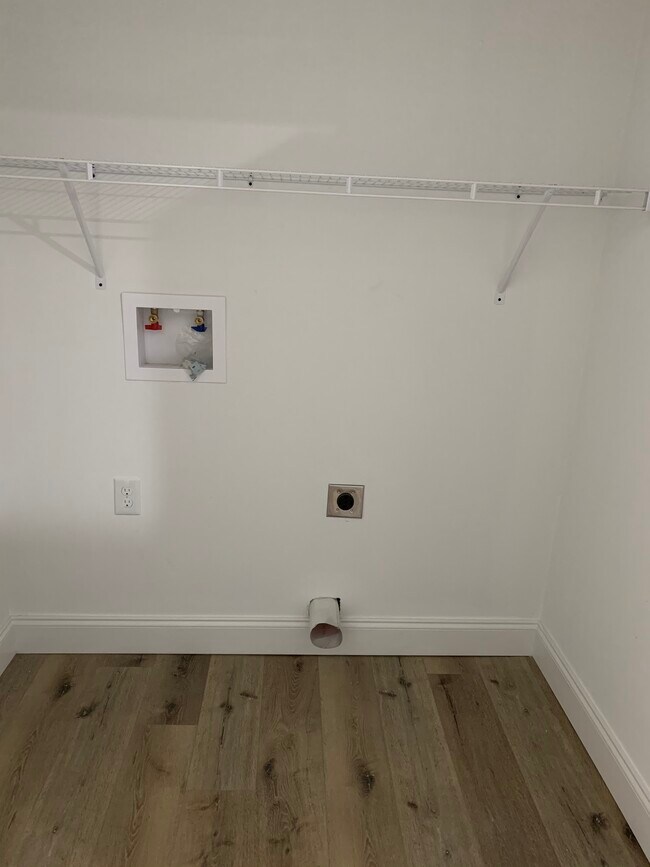 Conexiones para lavandería - 202 19th street B