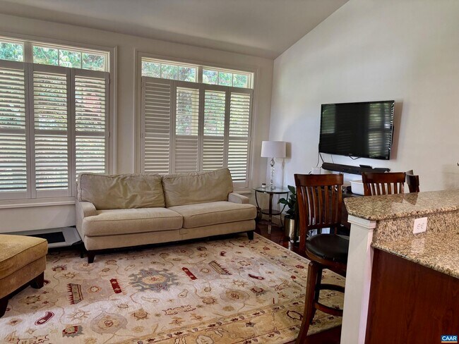 Foto del edificio - 836 Colridge Dr