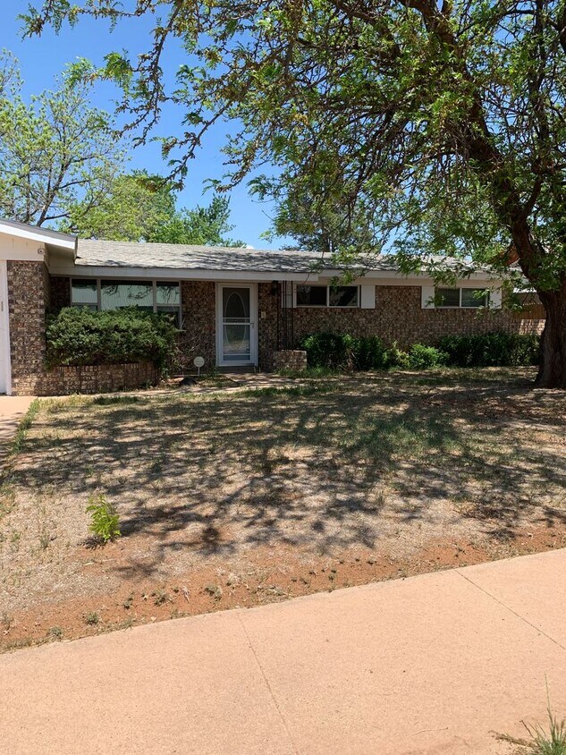 Foto principal - 2317 Moberly Dr, Clovis NM