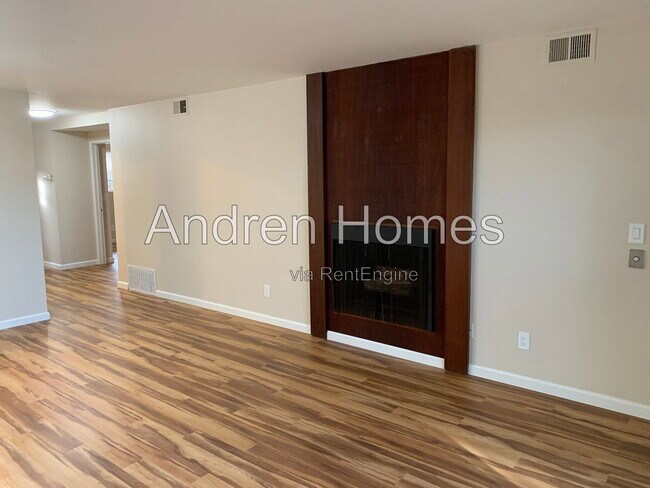 Foto del edificio - 150 Sea Ridge Ct