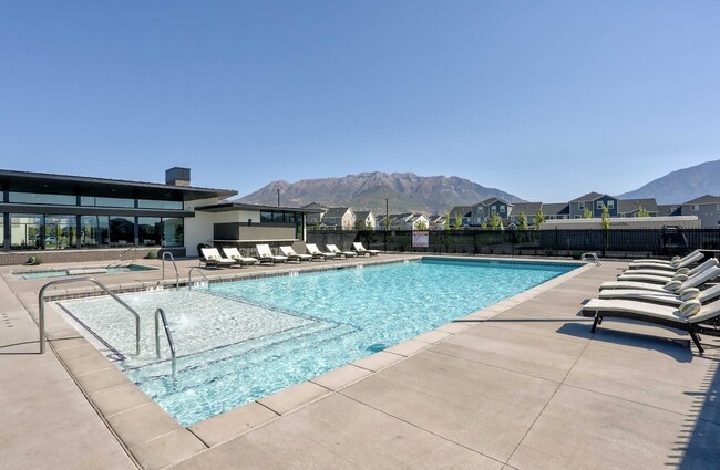 Foto del edificio - 265 N 670 E