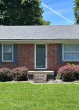 Building Photo - 4926 Daleray Dr