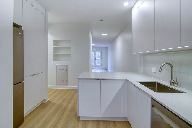 Photo du bâtiment - 3421 Rue Durocher