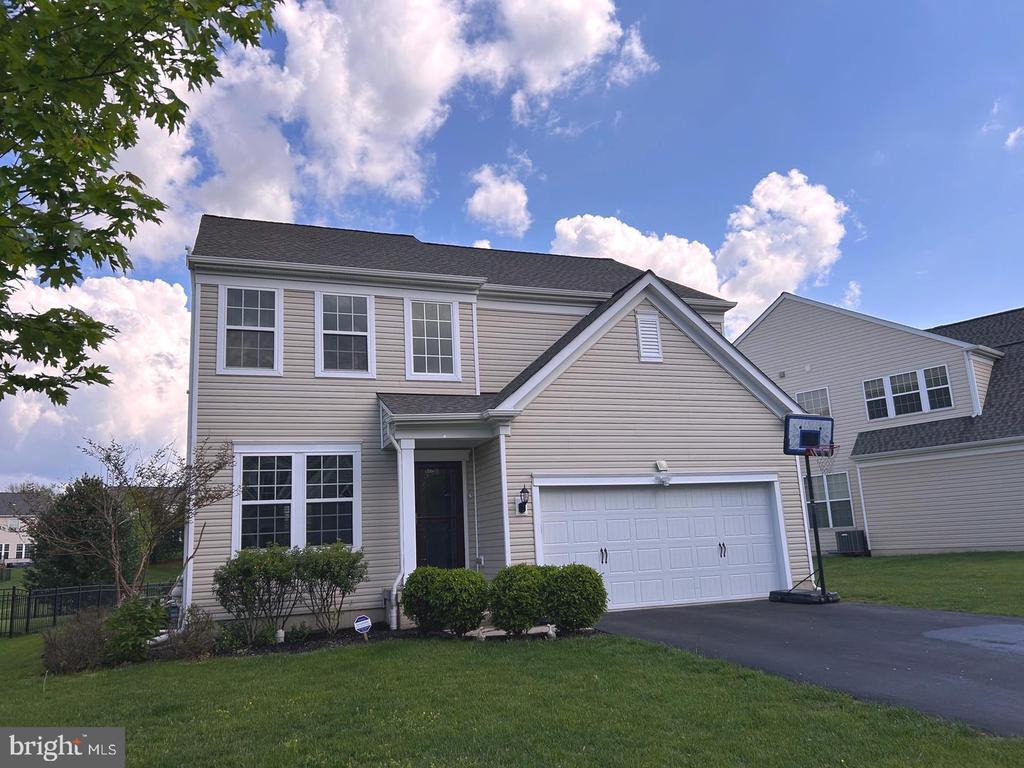 Foto principal - 724 N Haines Cir