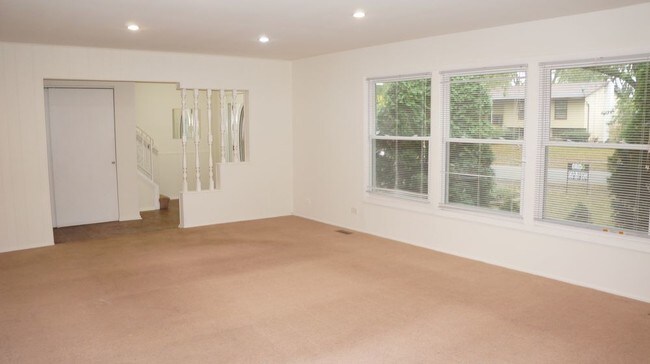 Foto del edificio - 7831 Kensington Ln