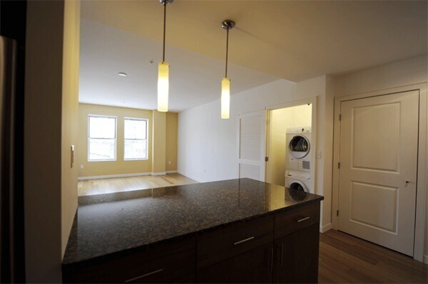 Foto del edificio - 16 Miner St