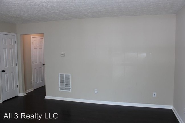 Building Photo - 5599 Fair Creek Way