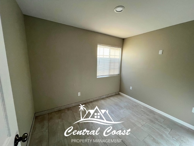 Building Photo - 0 E Boone St