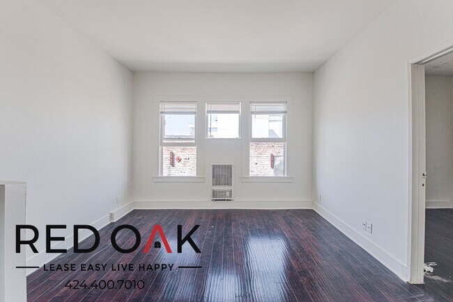 Foto del edificio - 537 S Kenmore Ave