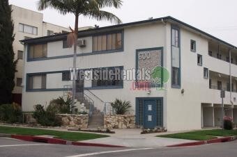 Primary Photo - 600 N Kings Rd
