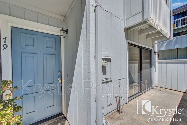 Building Photo - 165 Oddstad Dr