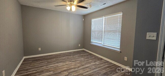 Building Photo - 10623 Campion Ct