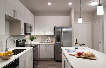 Building Photo - Camden at Lake Nona