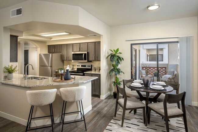 Building Photo - San Antigua In McCormick Ranch