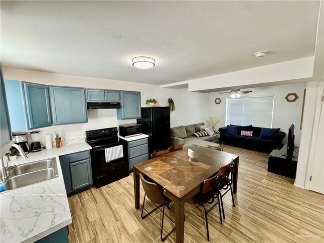 Foto del edificio - 14 Jay Ave