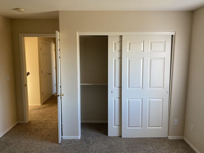 Building Photo - PALMA QUARTZ