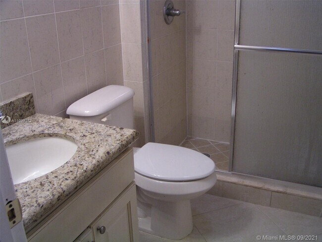 Building Photo - 3186 Via Poinciana