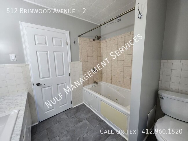 Building Photo - 512 Brinwood Ave