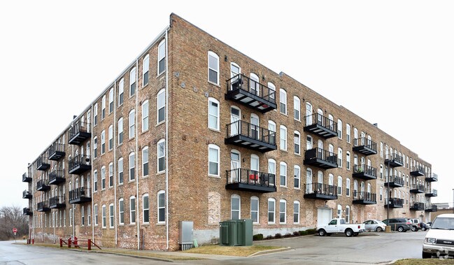 Foto del edificio - Riverbend Lofts