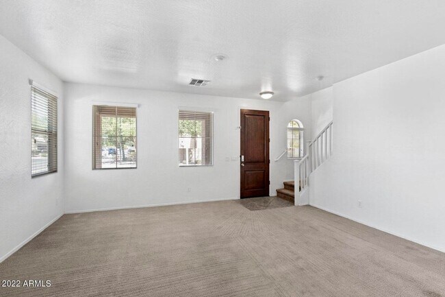 Foto del edificio - MOVE IN SPECIAL
